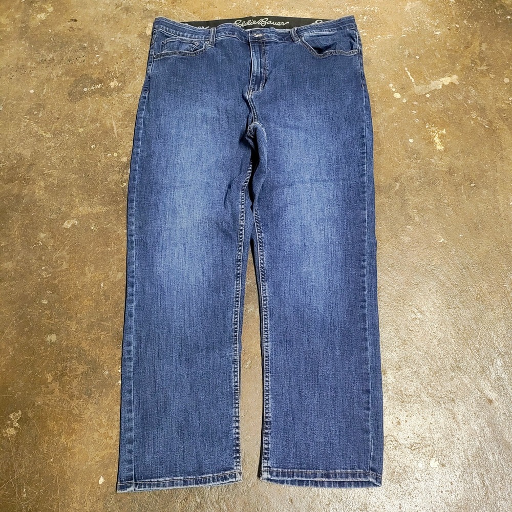 Eddie Bauer Jeans Mens 38x30 Relaxed Straight Stretch Waist Denim Blue Outdoors